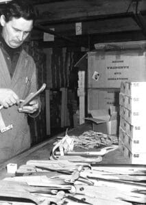 Over ons - Montage houten schaatsen 1945